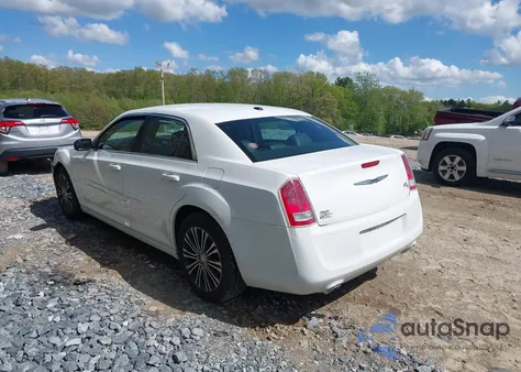 2012 Chrysler 300 S V6 from USA, damaged, VIN 2C3CCAGG8CH141352